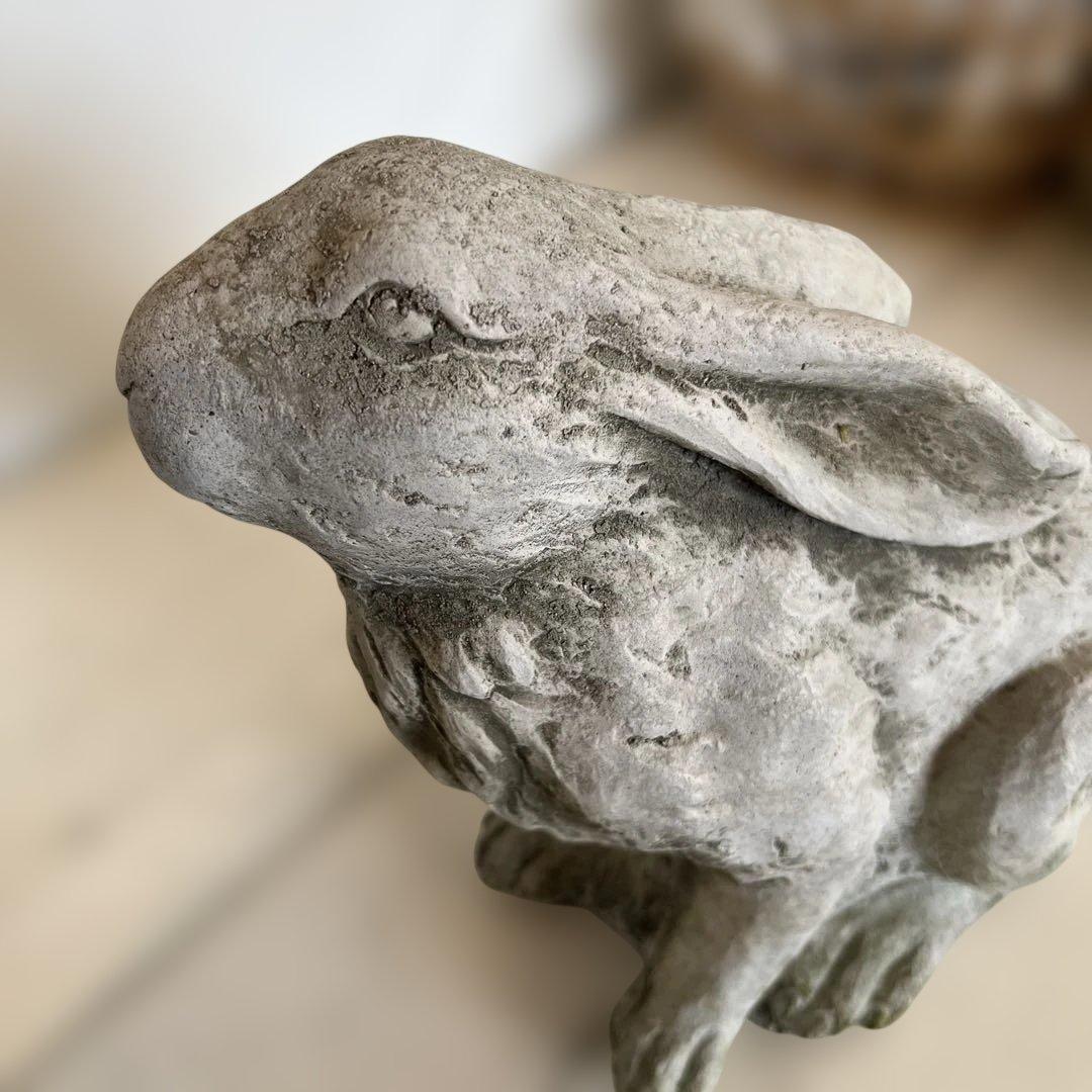 英国ガーデンオーナメントコンクリートウサギ