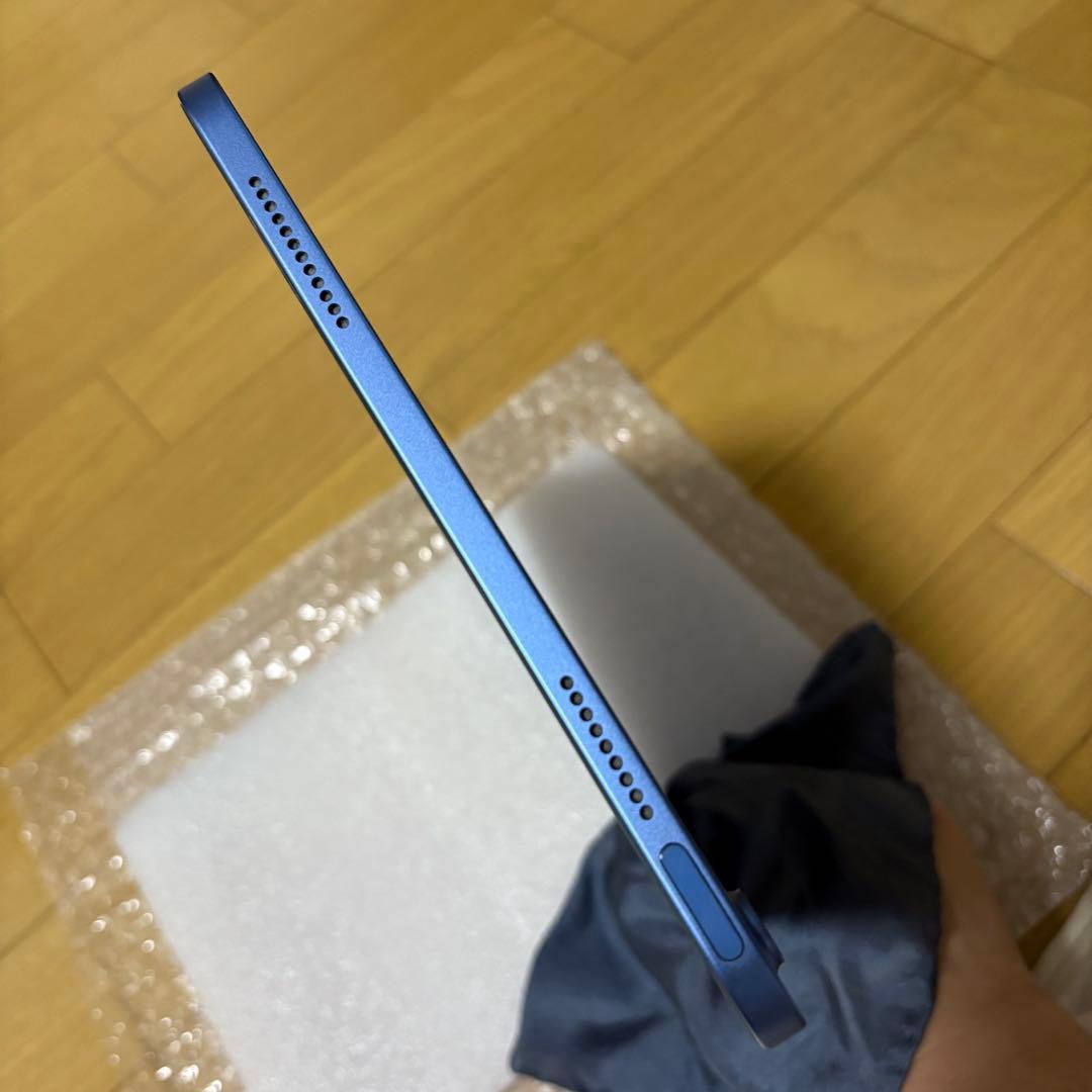 【付属品未使用】iPad 第10世代　64GBブルー