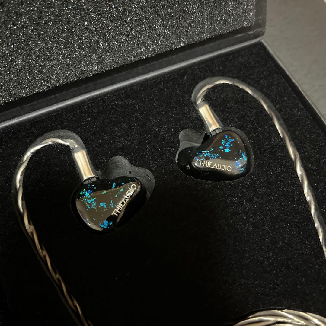 Chica【美品】THIEAUDIO hype4 イヤホン