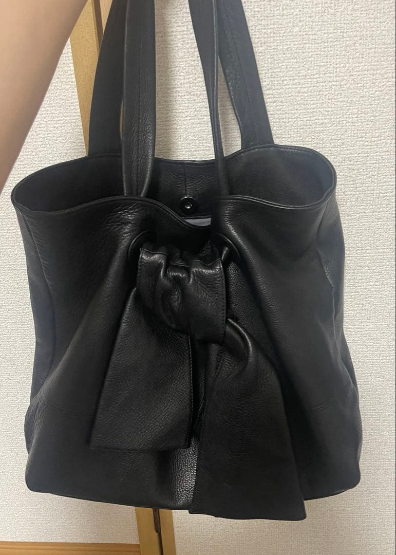 VIA DOAN ヴィア ドアン 牛革 本革 リボン