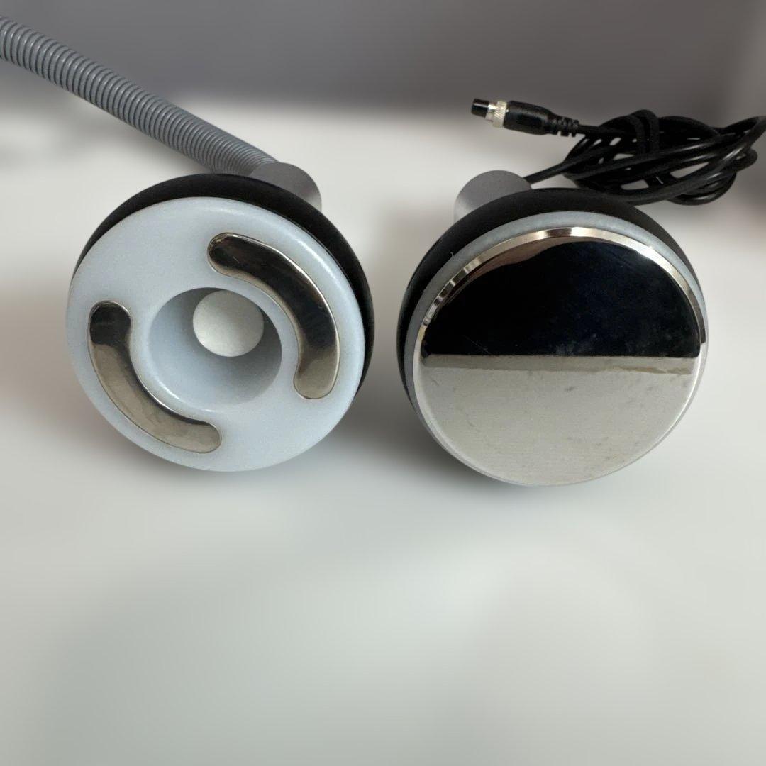 ラジオ波・キャビテーション美顔器