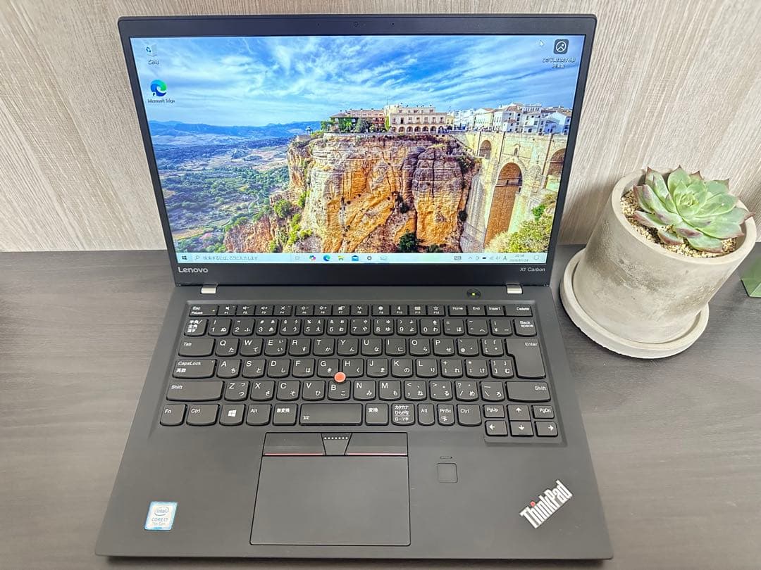Lenovo ThinkPad X1 CarbonノートPC ブラック