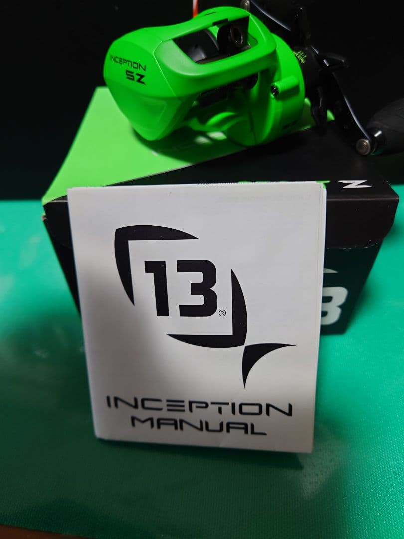 13 FISHING インセプションスポーツ Z 左手用 グリーン
