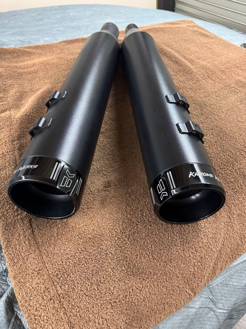 バイク　ハーレーマフラー