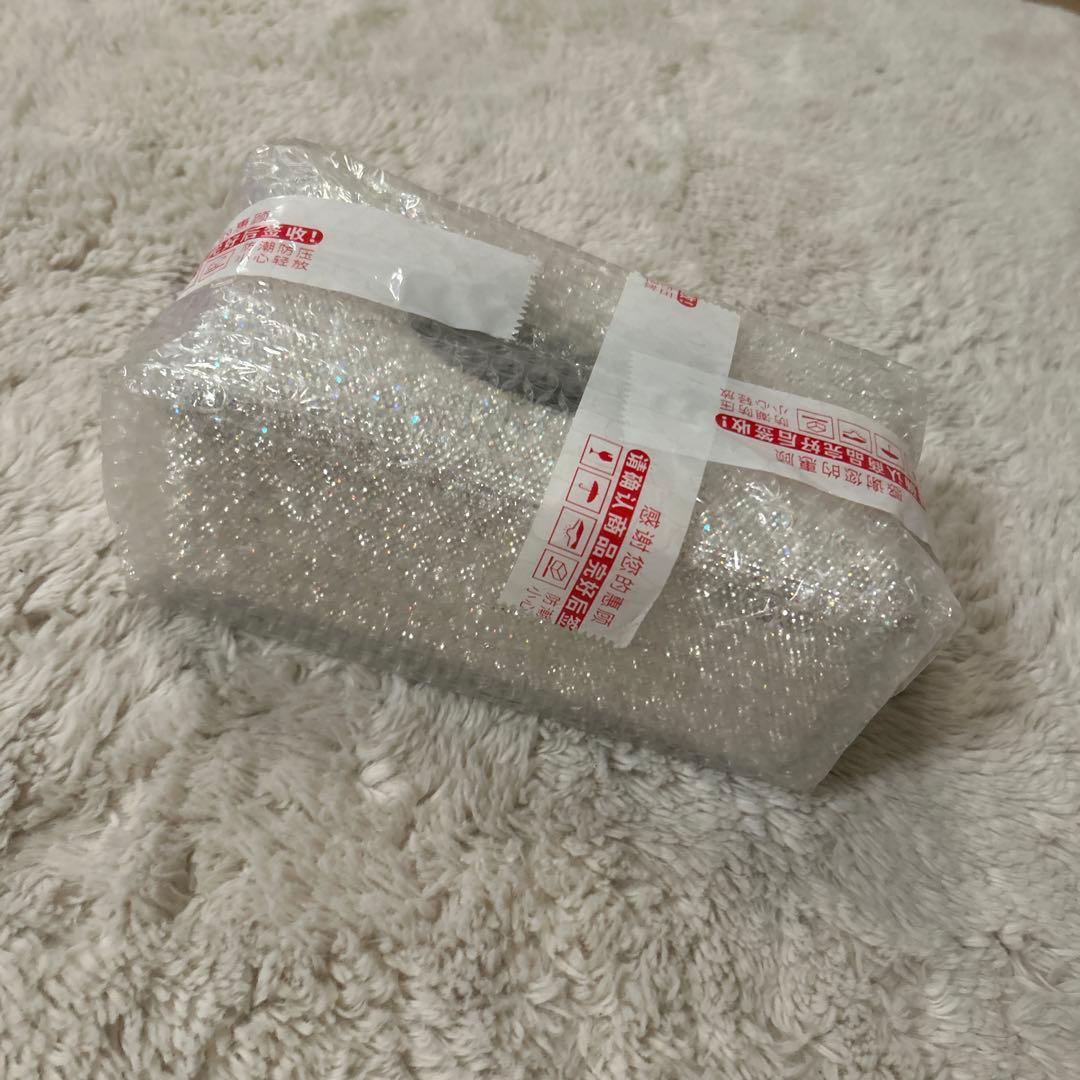 キラキラ　ティッシュボックス