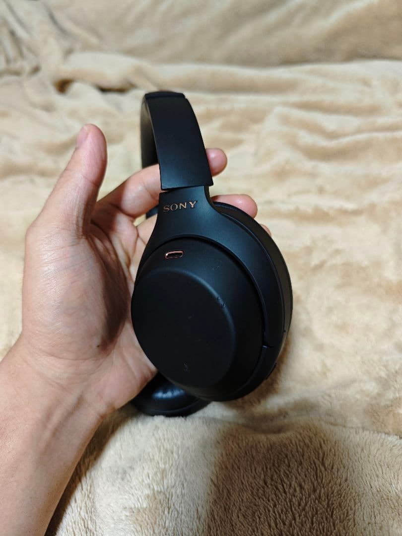 SONY WH-1000XM4 ワイヤレスヘッドホン（ブラック）