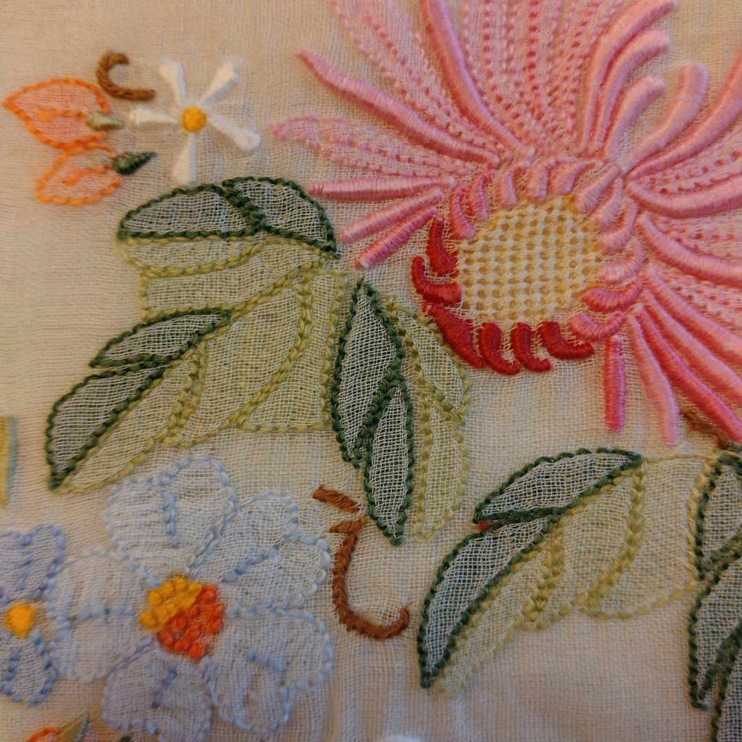 スワトウ仙頭、手刺繍レース 大判テーブルクロス　貴重