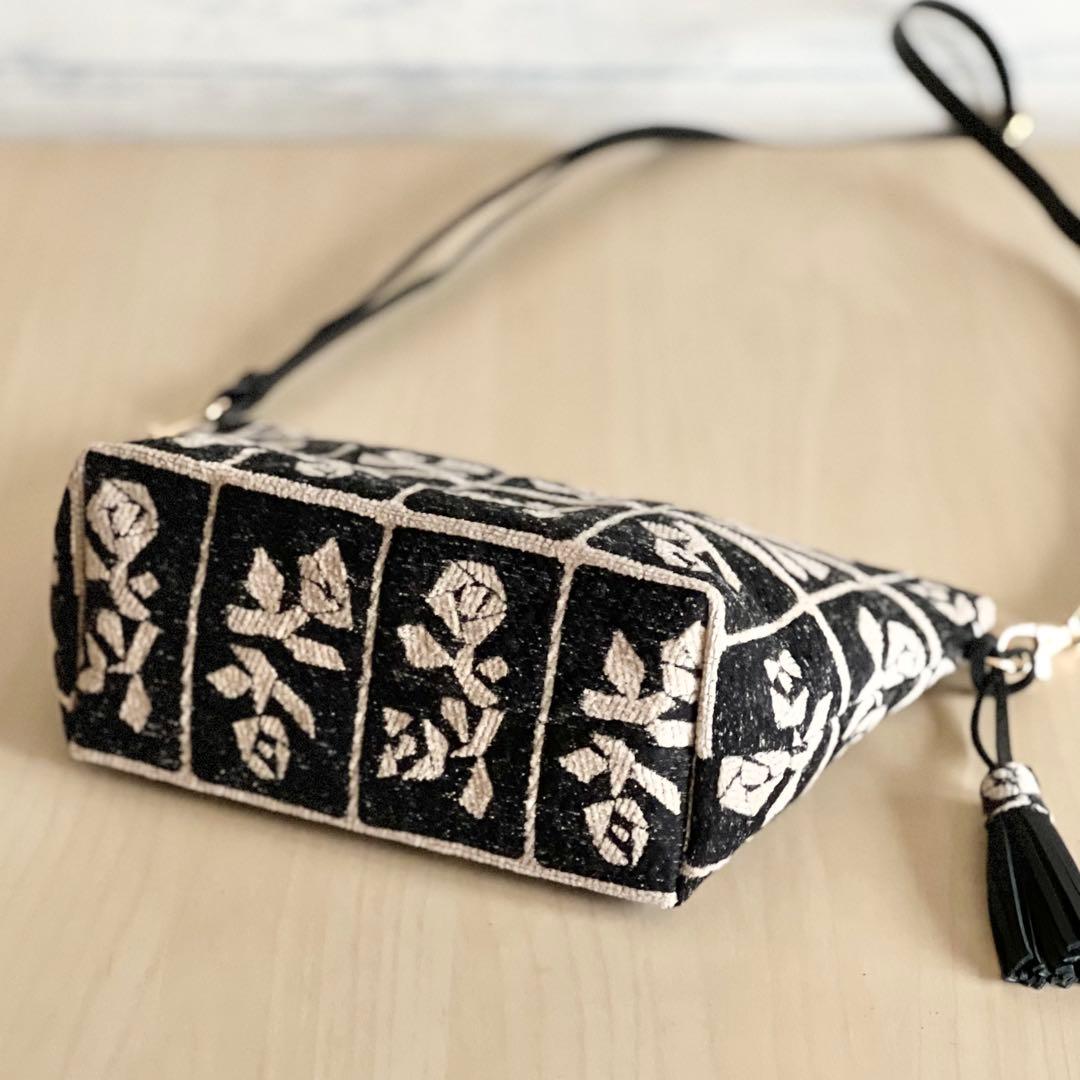 ミナペルホネン Lulu beigeショルダーバッグMB509-052