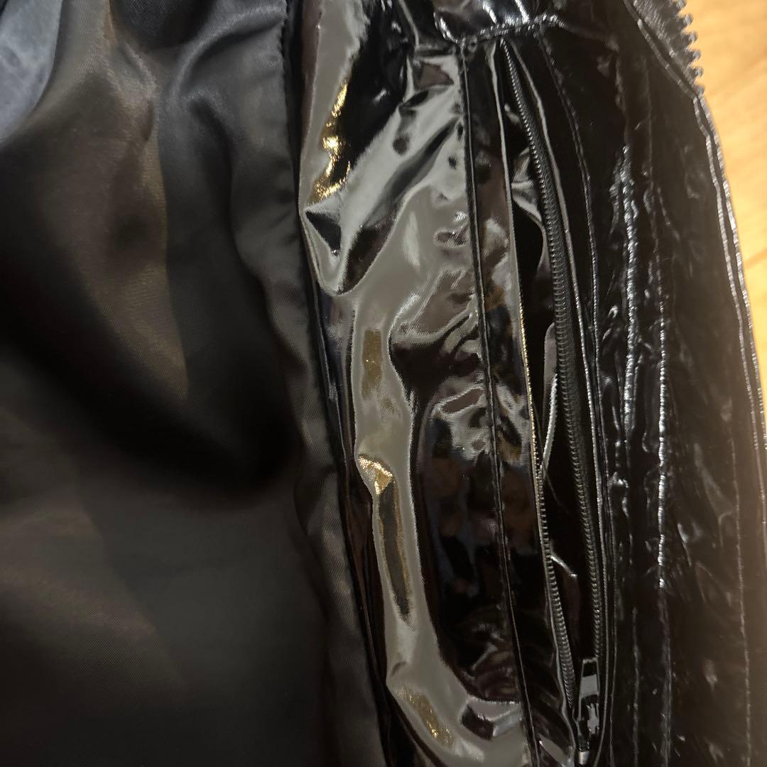 TRAPSTAR 光沢ダウンジャケット フード付き