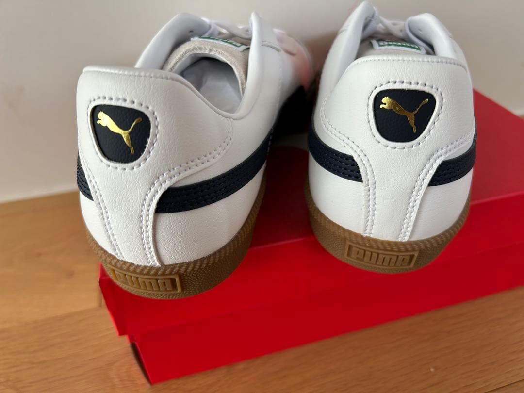 PUMA KING 21 IT ホワイトトレーニングシューズ