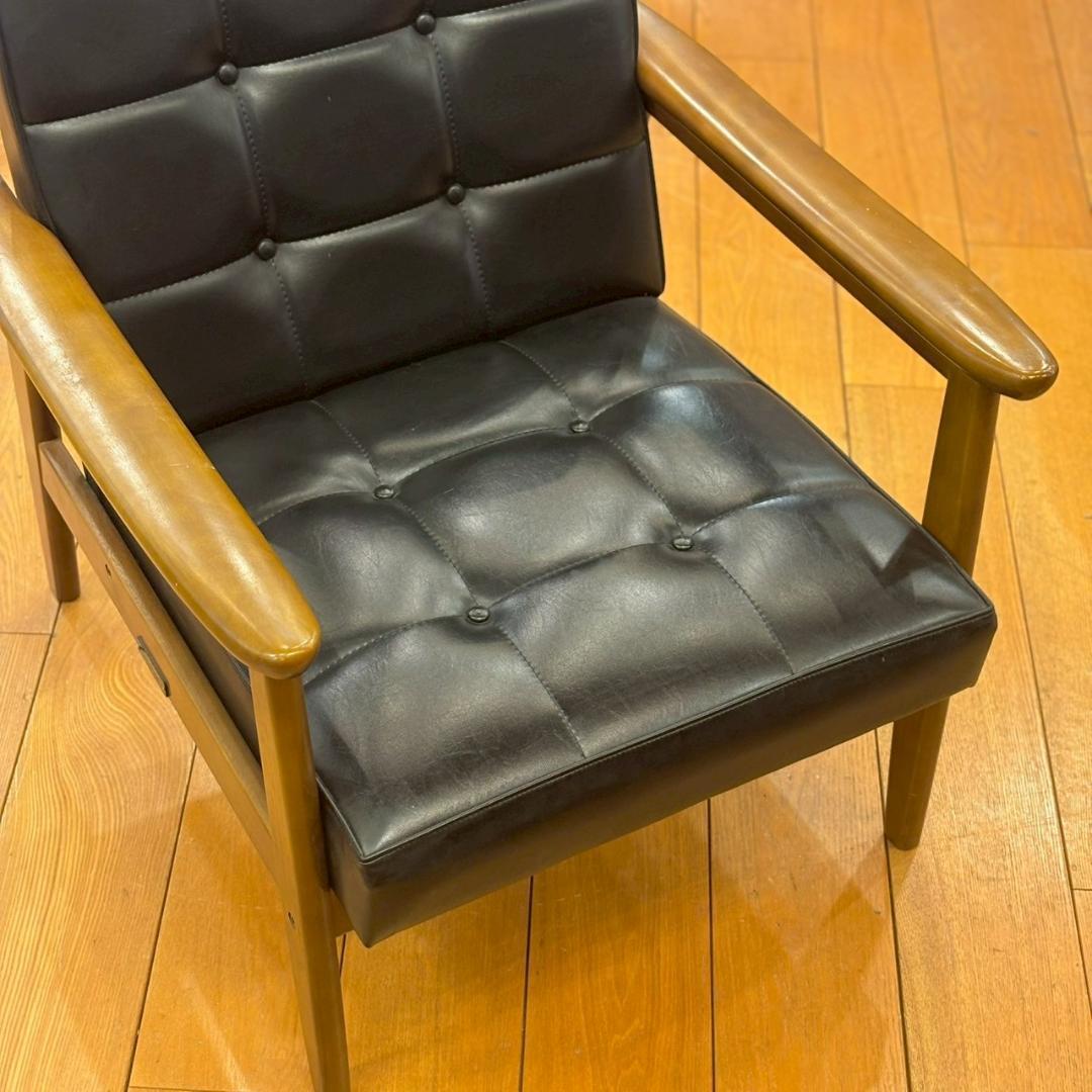 カリモク60　Kチェア　一人掛け　ソファ　レトロ　ミッドセンチュリー