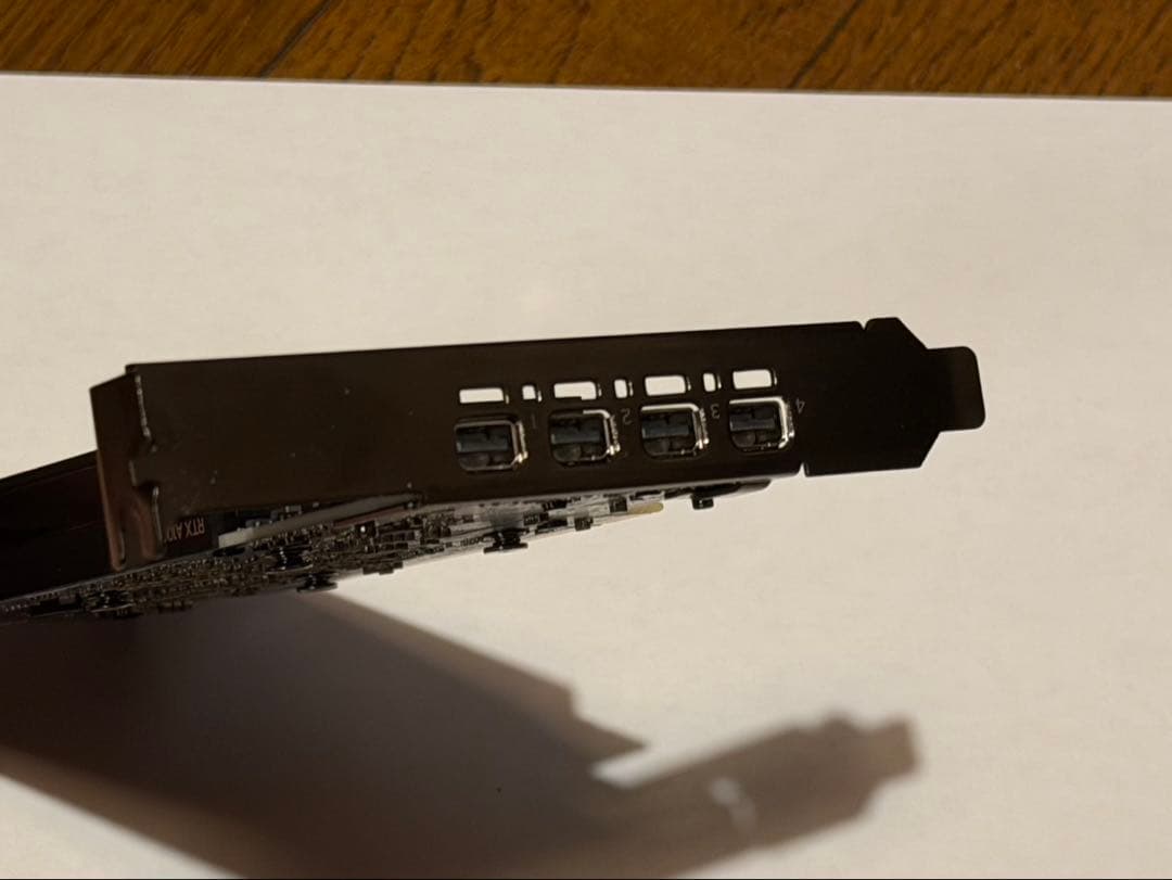 NVIDIA RTX A1000 グラフィックボード 本体