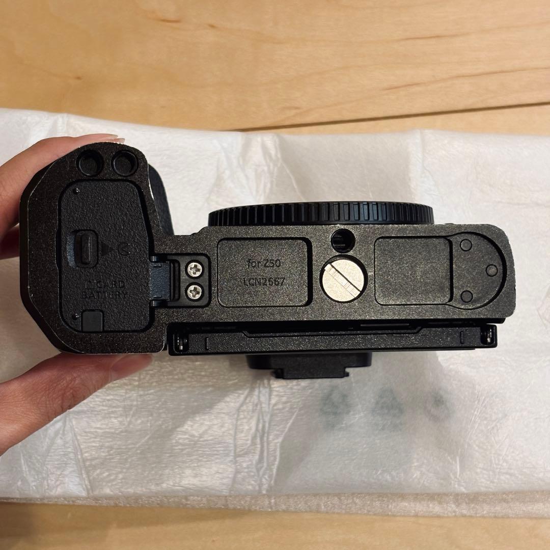 Nikon Z 50 ミラーレスカメラ DXレンズ バッテリー3個付き