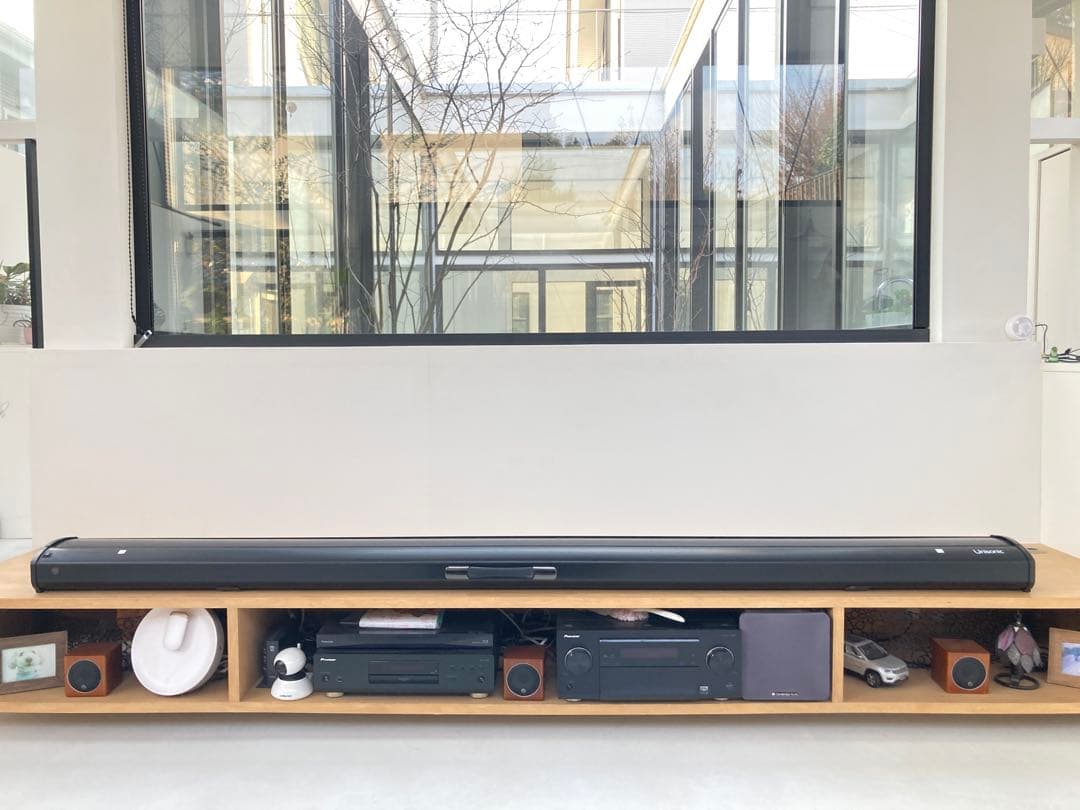 【引き取り限定】ユニソニック　立ち上げ式100インチ電動スクリーン