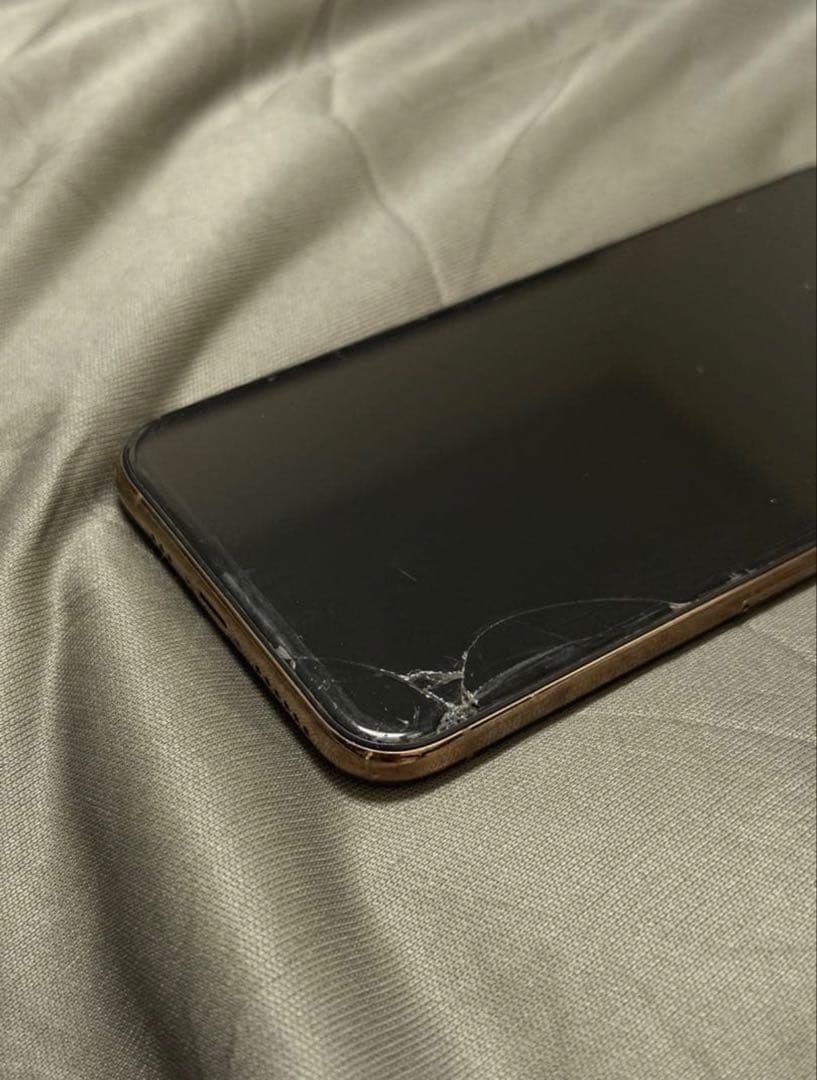 iPhone11pro 256GB ゴールド SIMフリー