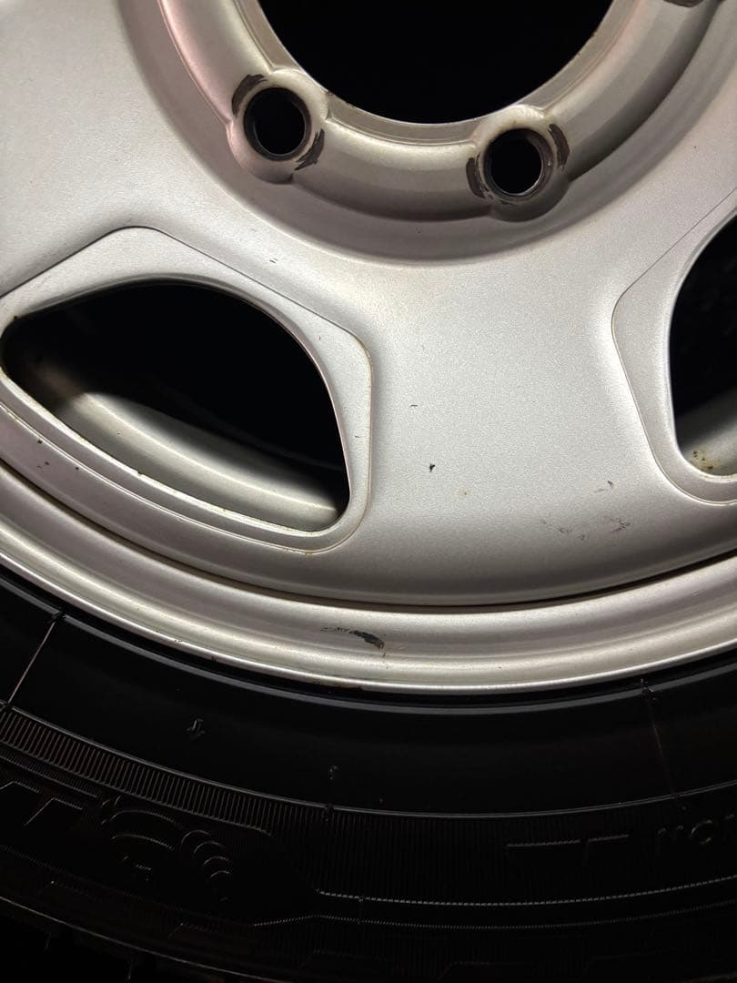 ◇送料込み◇ ハイエース用　195/80R15 中古スタッドレス4本　2025年