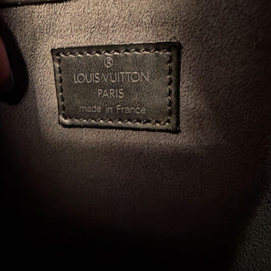 ルイヴィトン【LOUIS VUITTON】ヴィトン エピ　オンブル　ノワール