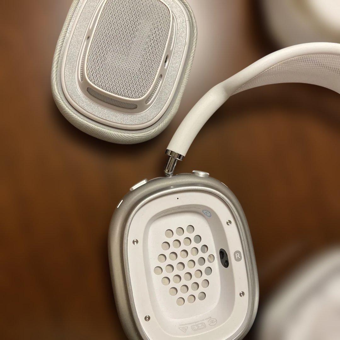 AirPods MAX シルバー ワイヤレスヘッドホン　 本体 ケース付き箱無し