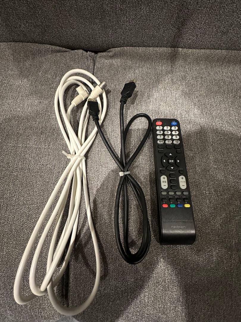 【極美品】送料込み ネクシオン LEDディスプレイ WS-TV3255B