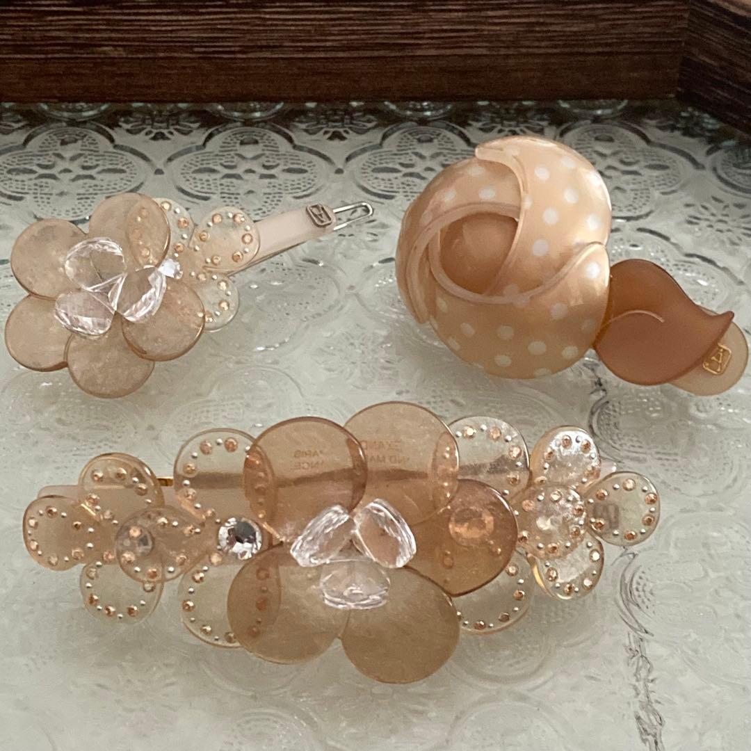 ALEXANDRE PARIS クリアフラワー バレッタ