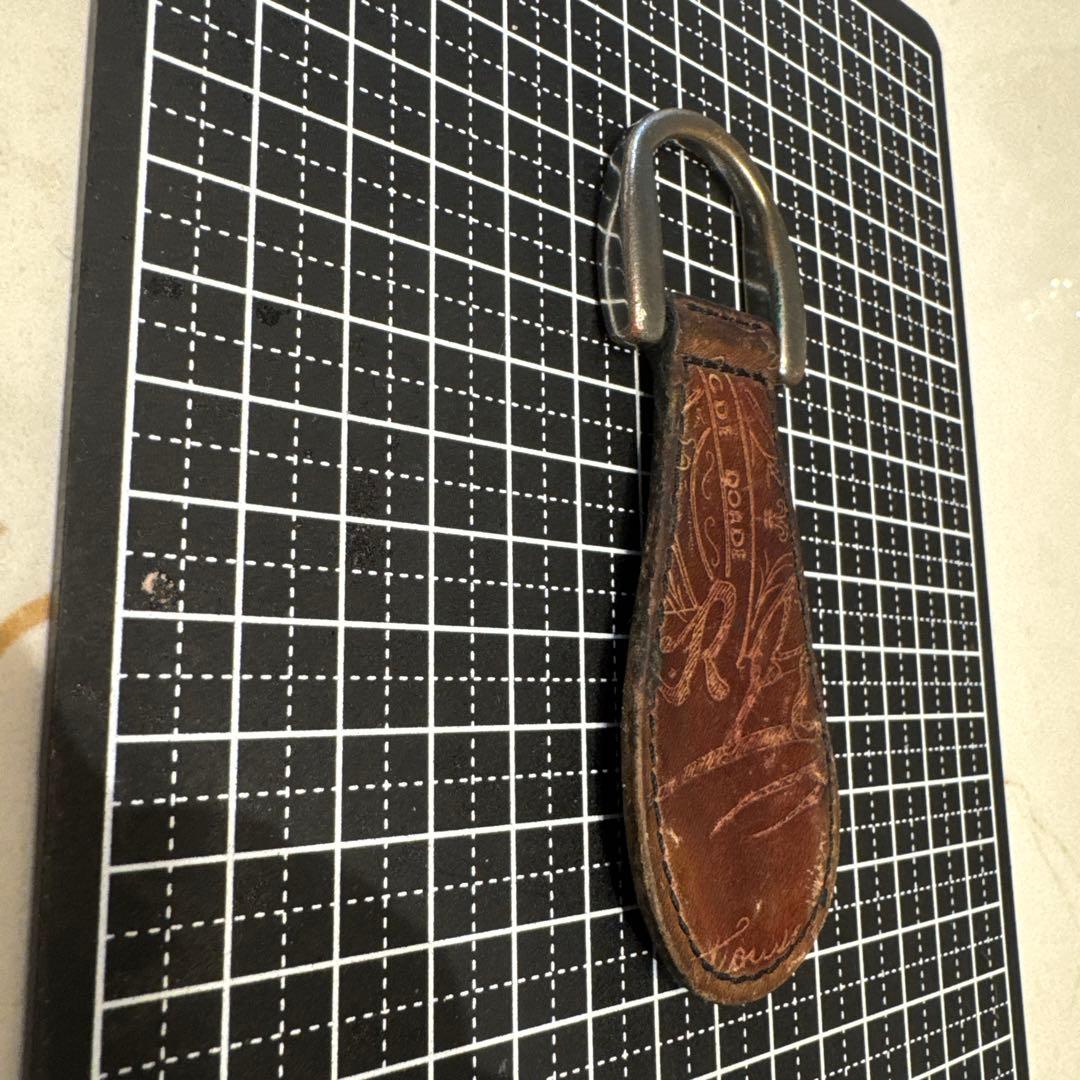 ベルルッティレザー製キーホルダー