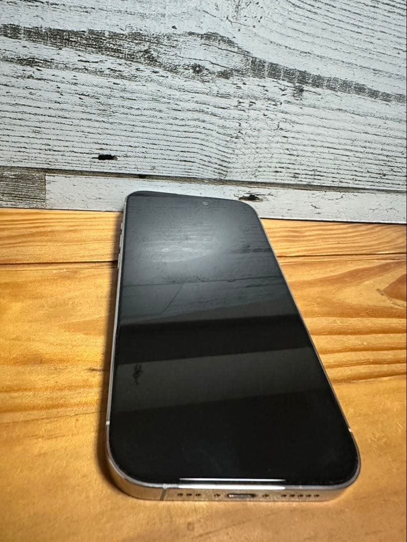 Apple iPhone 14 Pro シルバー　ホワイト　本体　美品