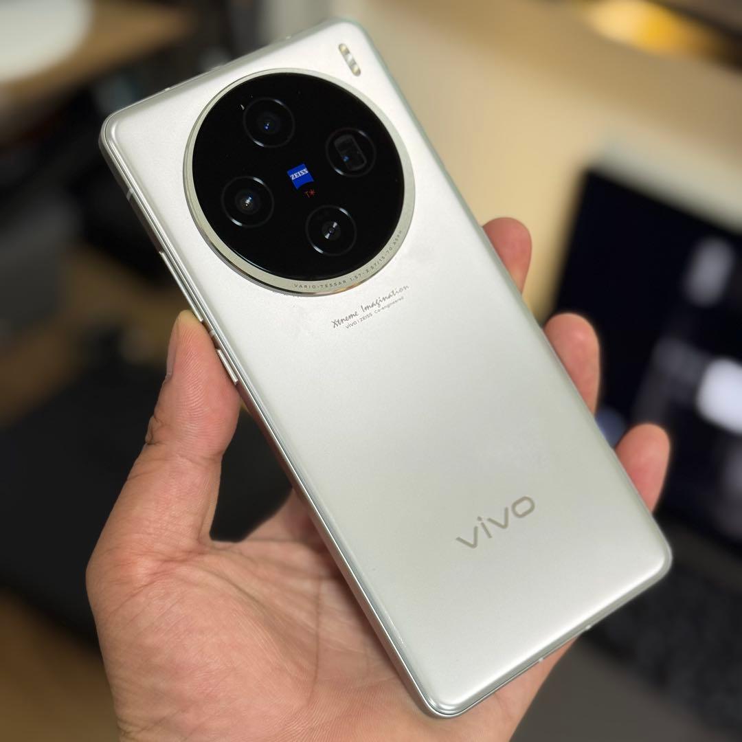 【美品】vivo X100s チタニウム 256GB