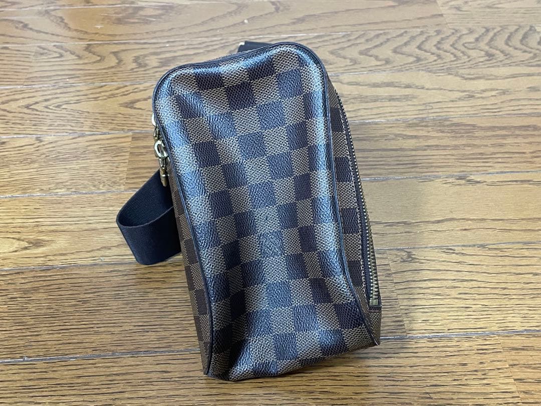 Louis Vuitton ダミエ ボディバッグ