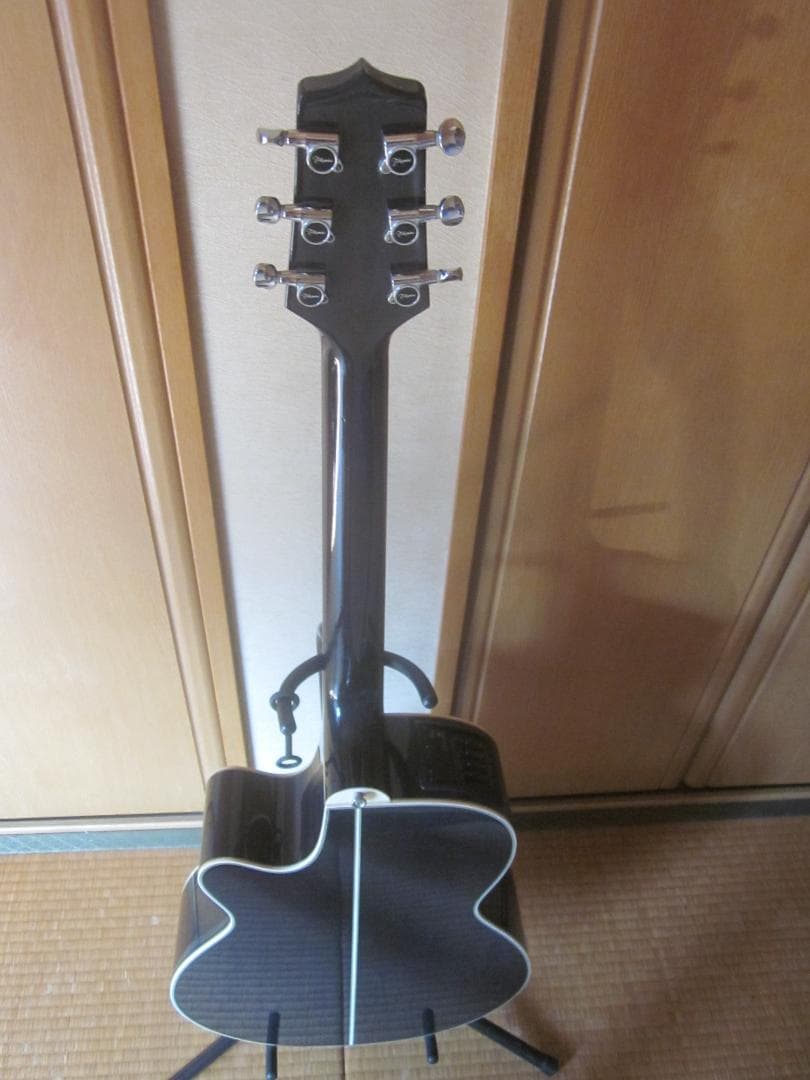 【中古　個人出品】　エレアコ　TAKAMINE　タカミネ　ＰＴ―１０６