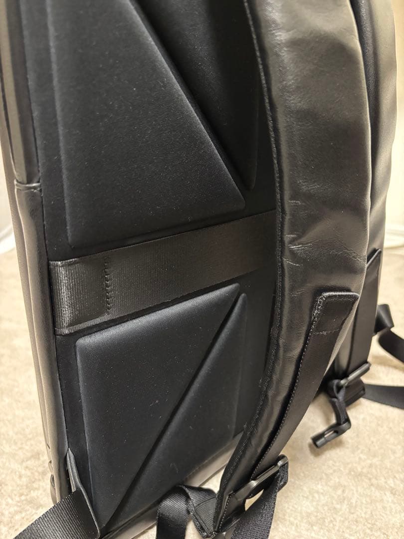 ブラックビジネスバックパック