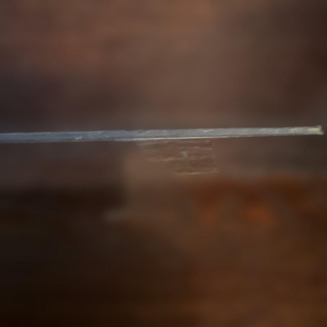 英国アンティーク木製彫刻装飾付きキャビネット