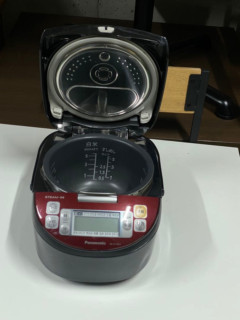 Panasonic スチームIH 炊飯器 SR-HT105
