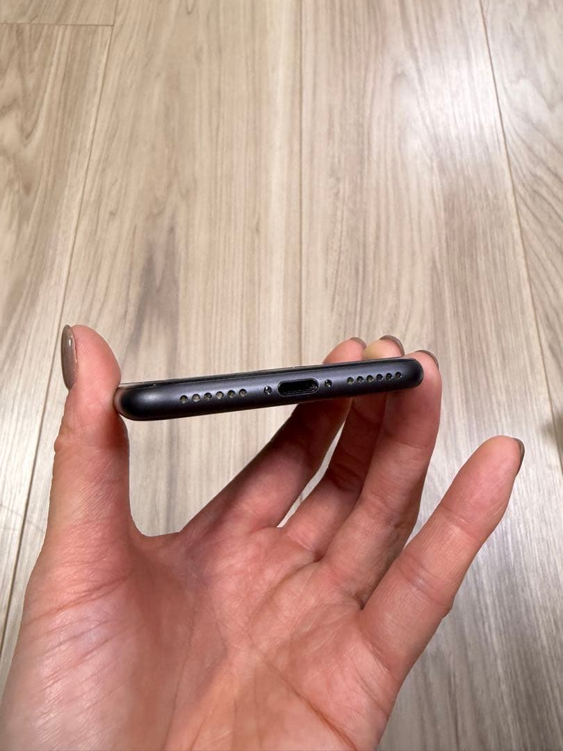 【美品】iPhone 8 64GB Space Grey本体