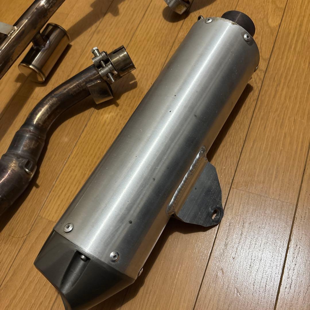 ホンダ CRF マフラー