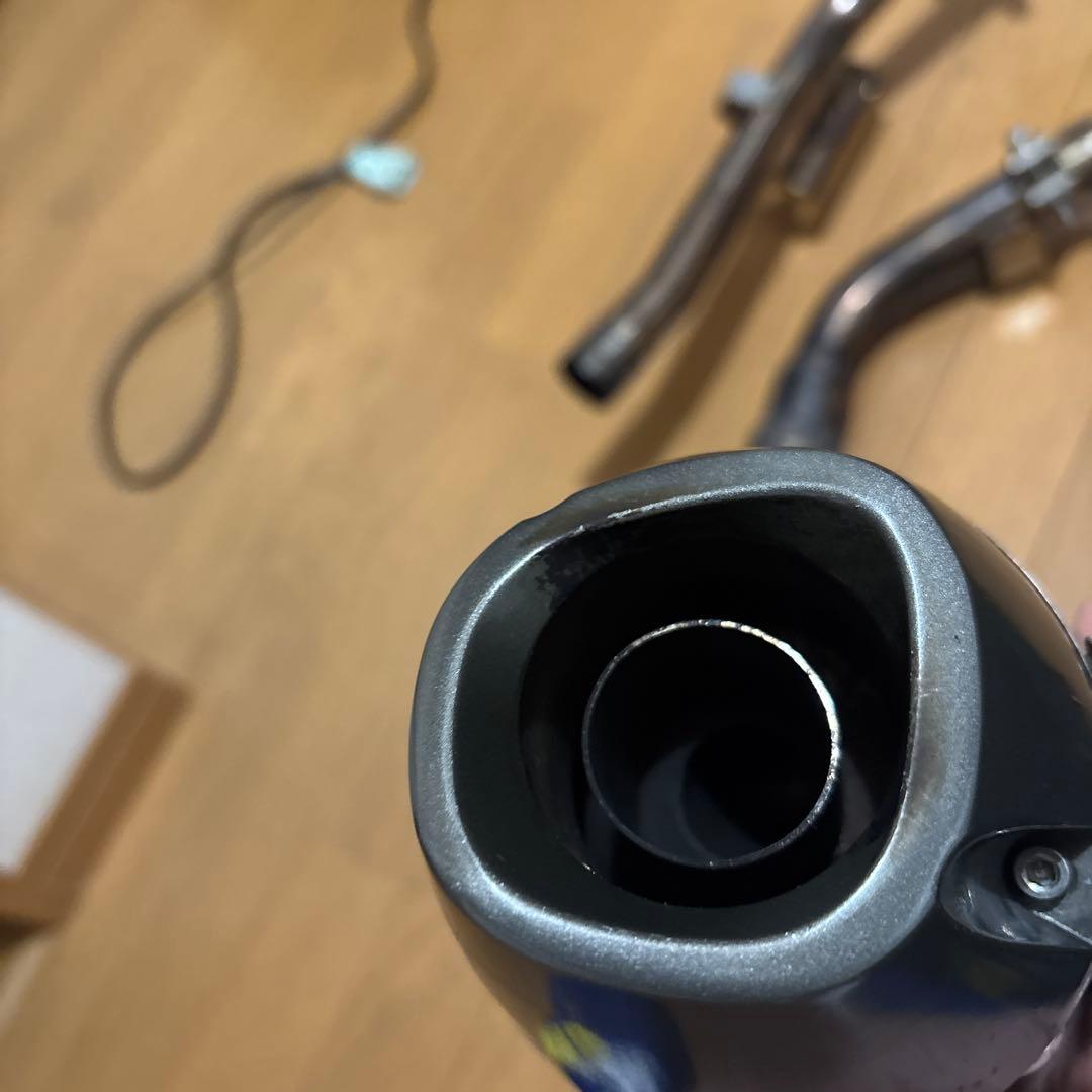 ホンダ CRF マフラー