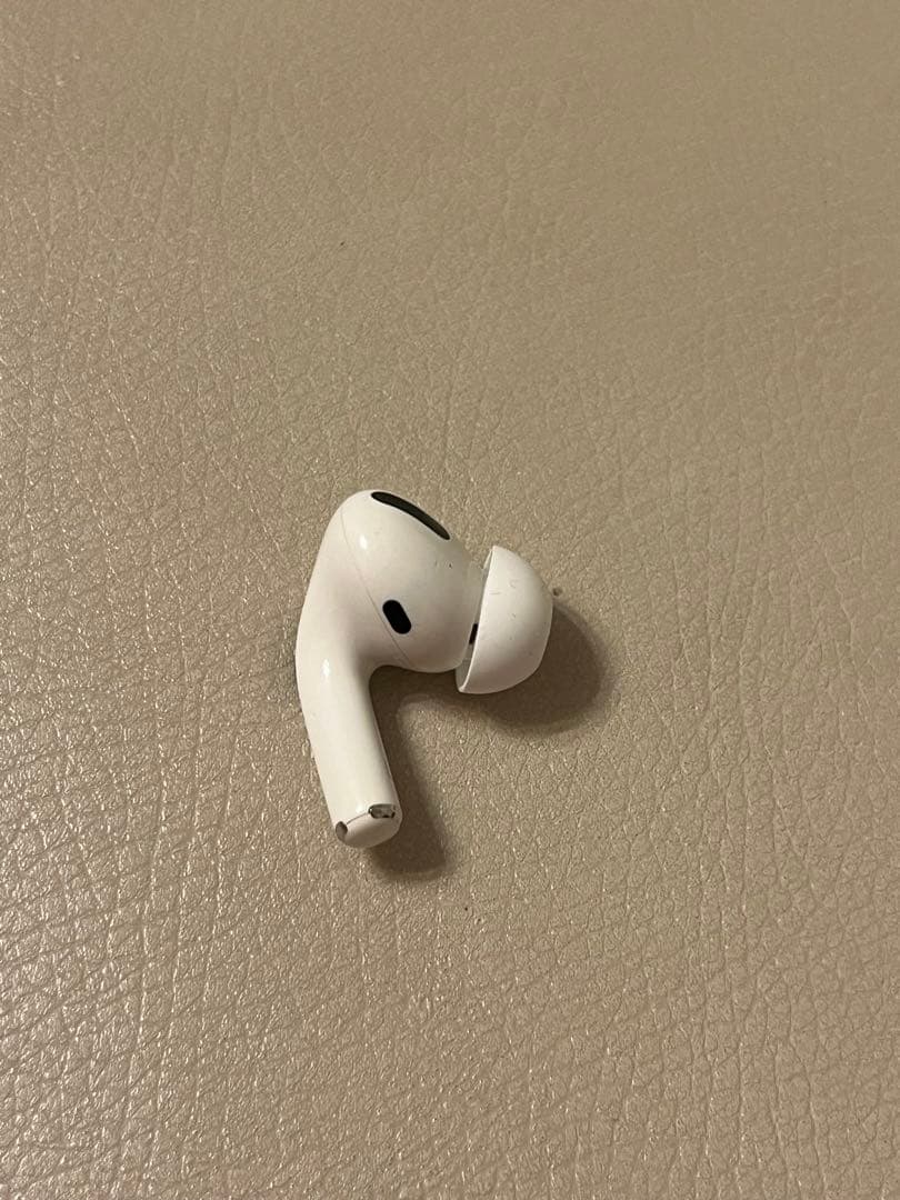 AirPods Pro 本体 左耳 充電ケース付き