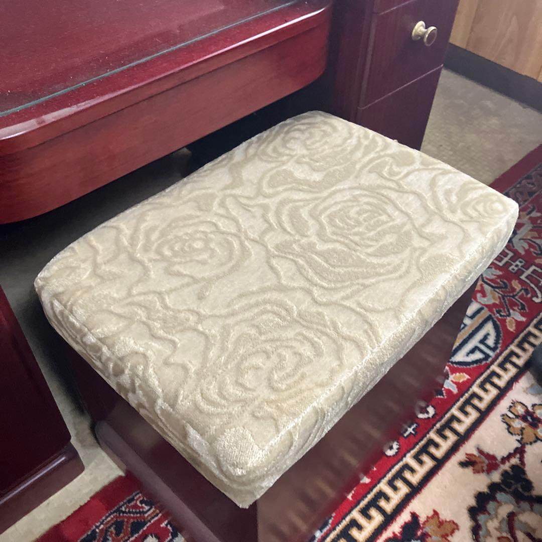 ヴィンテージ ドレッサー 丸型鏡付き