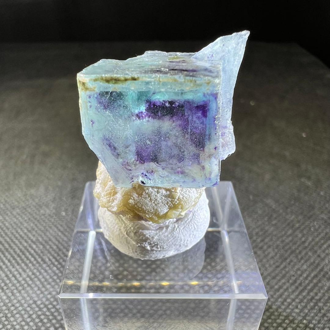 ヤオガンシャン産　ブルーゾーニング　パープルファントムフローライト