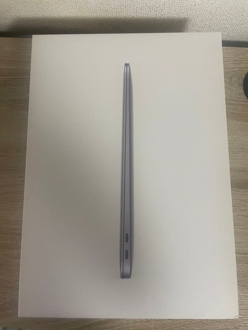 MacBook Air スペースグレー　M1/16GB/256GB
