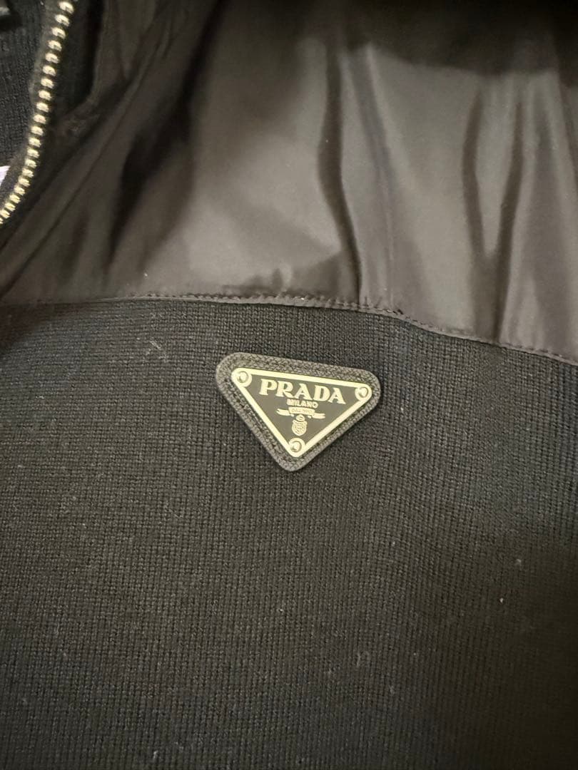PRADA フード付きナイロンジャケット　ニットパーカー