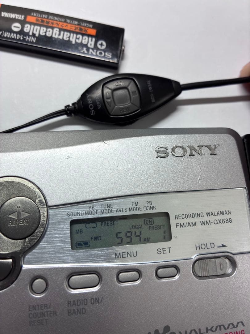 SONY WALKMAN カセットプレーヤー、WM-GX688、動作品