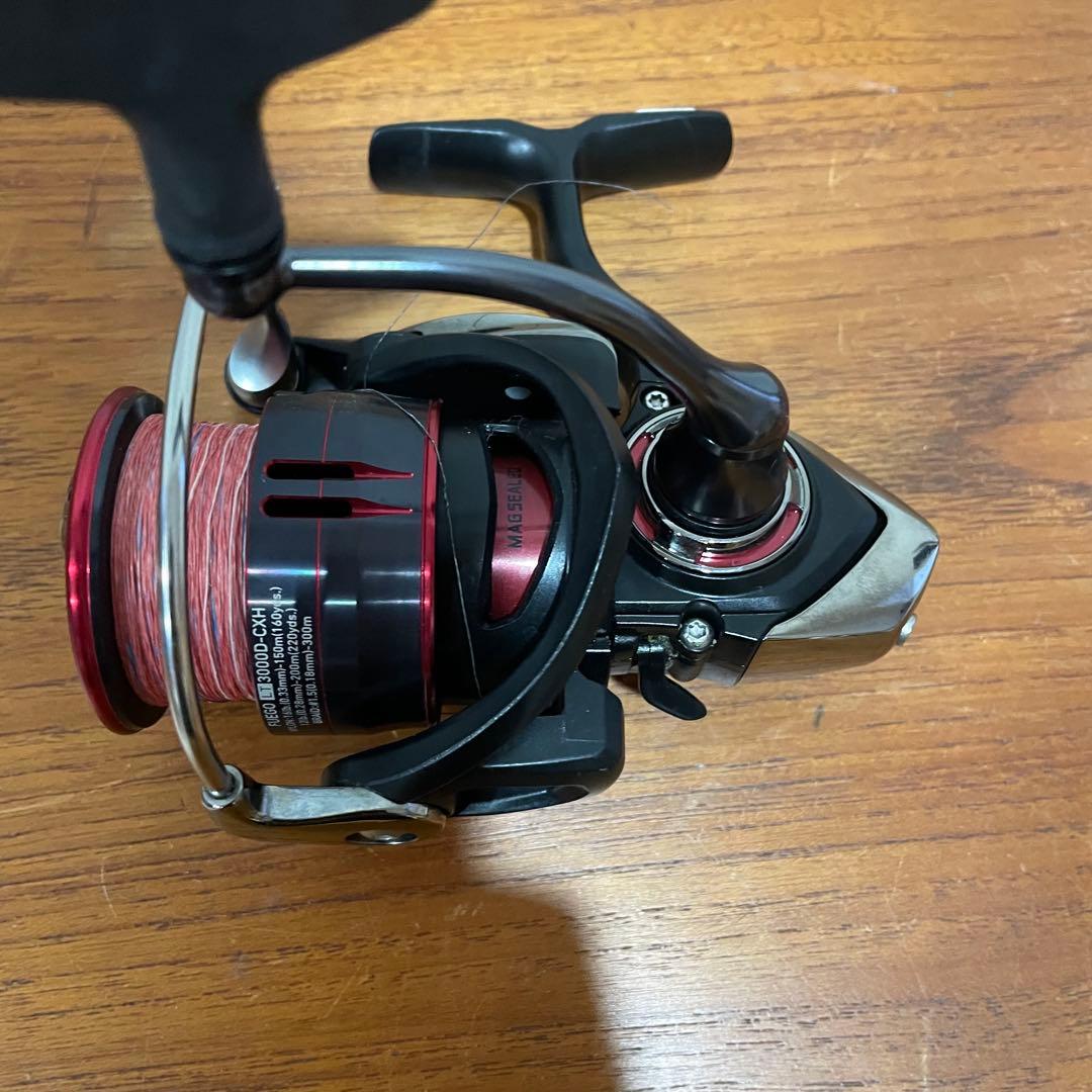 美品 DAIWA FUEGO LT3000D-CXH ダイワ フエゴ スピニング