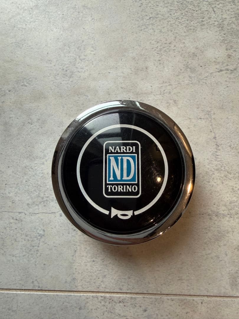 ナルディステアリング　　黒レザー