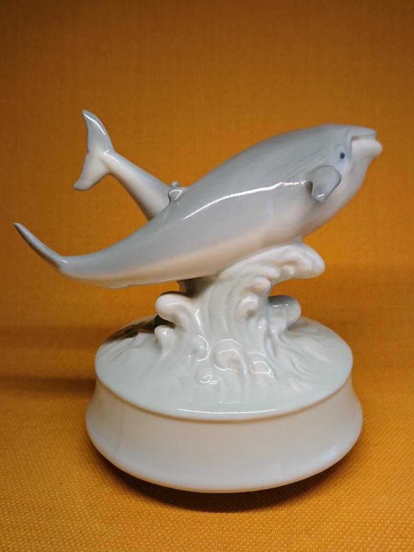 【美品】オルゴール　イルカ　陶器　置物　インテリア　工芸品　美術品　A1437