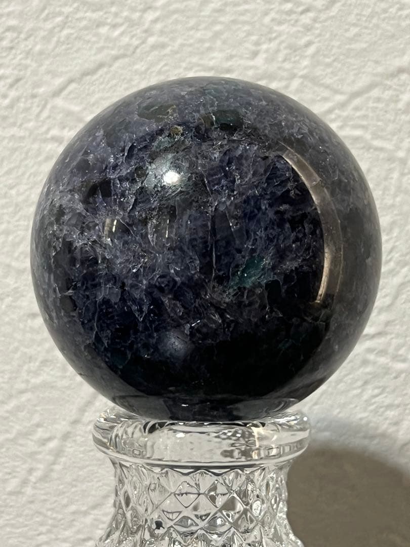 高品質　アイオライト　エメラルド　グリーンカイヤナイト　共生　スフィア