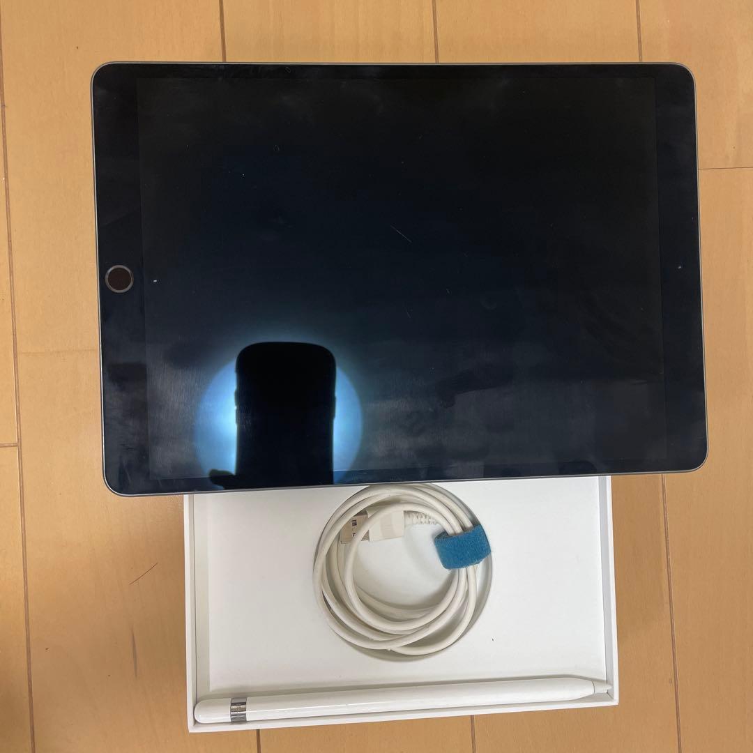 専用iPad Air3本体、Apple Pencil第1世代、Lightning