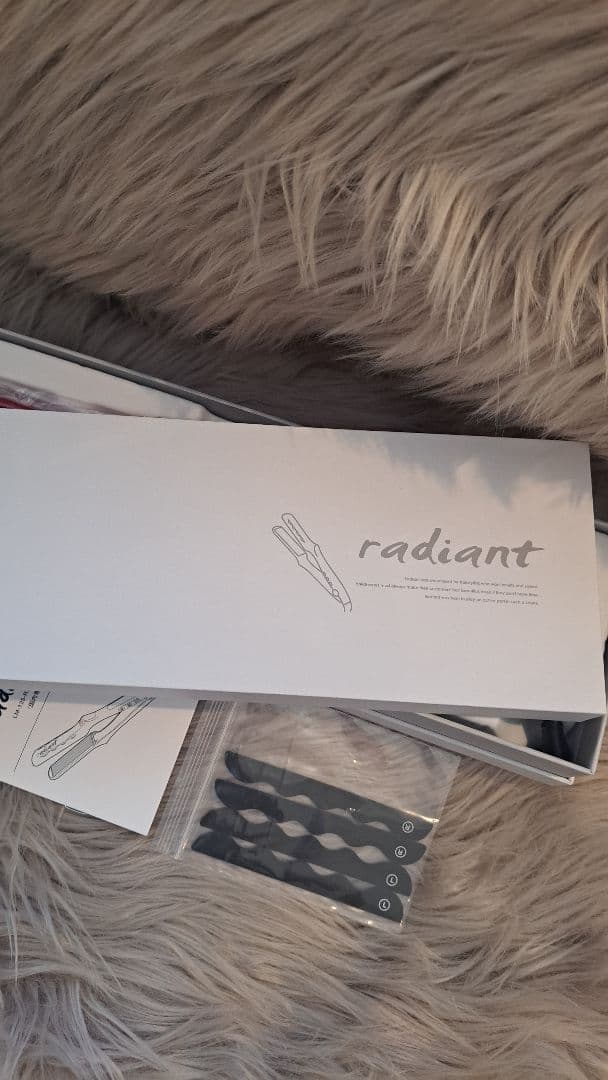 radiant ストレートヘアアイロン レッド28ミリ早い者勝ち即購入可能