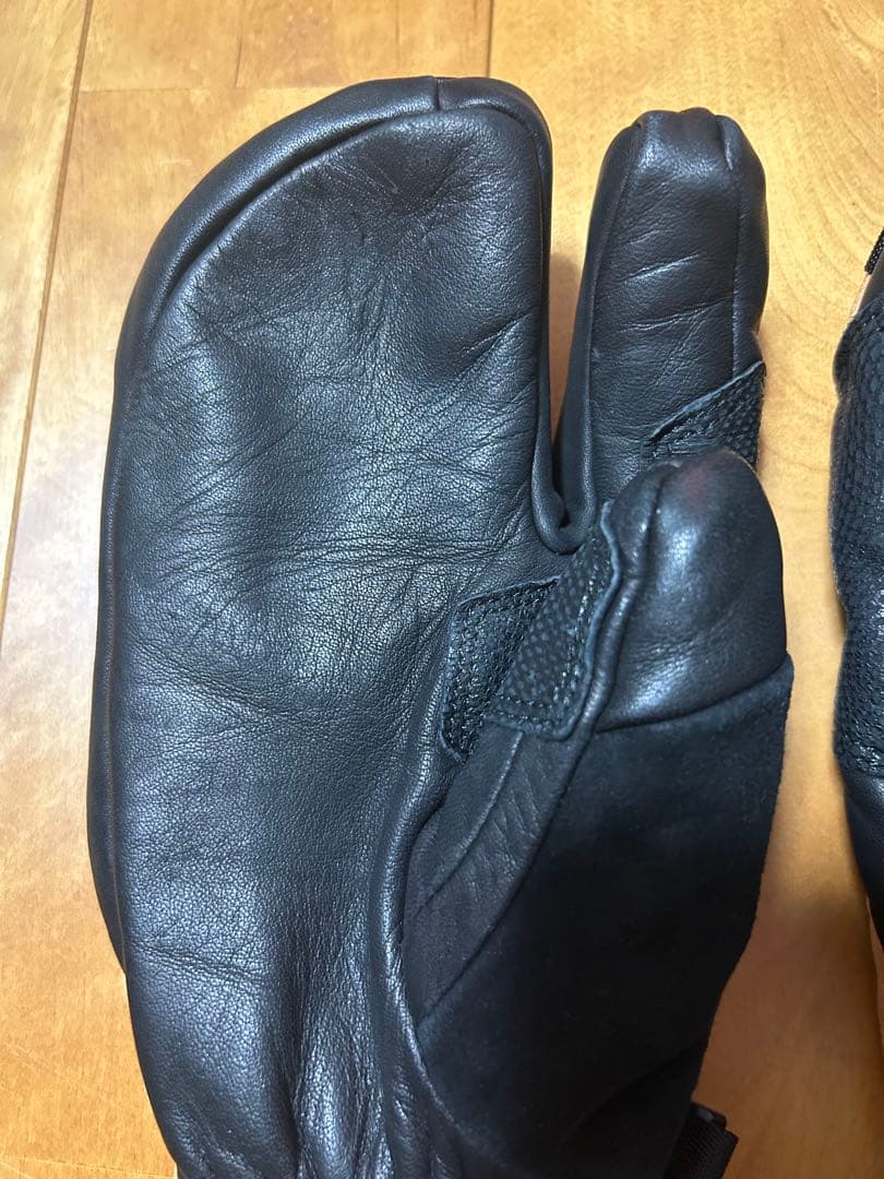 BURTON ak グローブ　XSサイズ