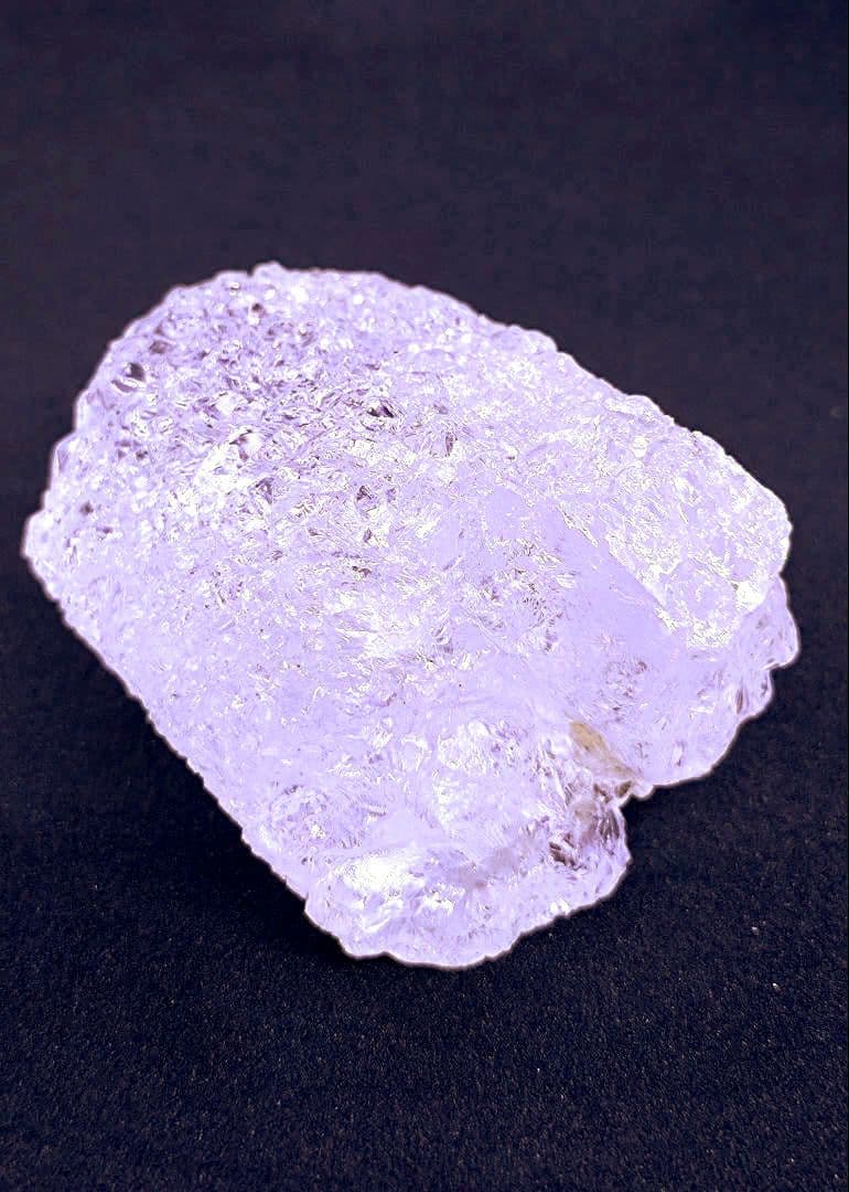 ブラジル産　エッチドクォーツ　蝕像水晶　ポイント　瞑想　癒やし　浄化　魔除け