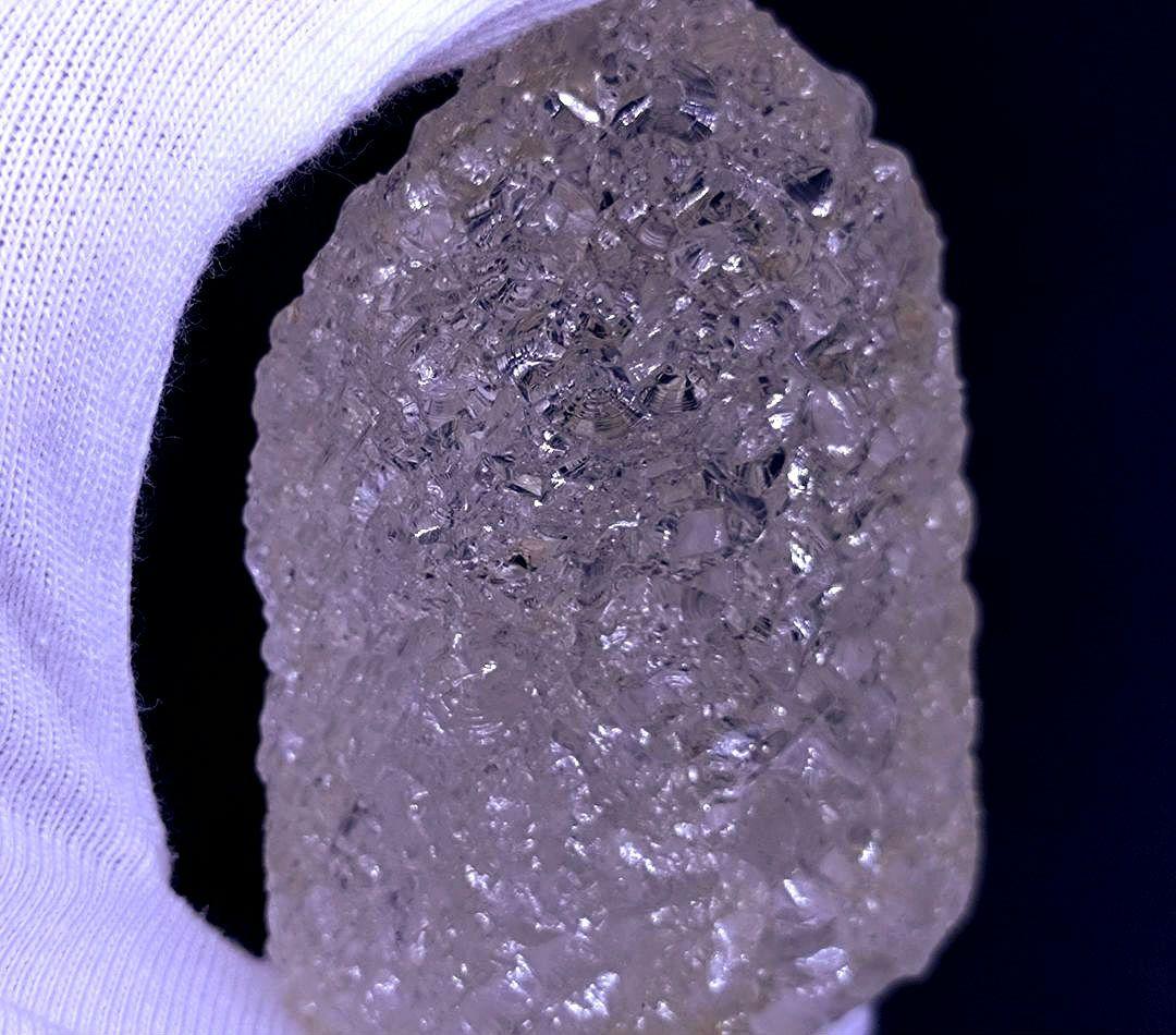 ブラジル産　エッチドクォーツ　蝕像水晶　ポイント　瞑想　癒やし　浄化　魔除け